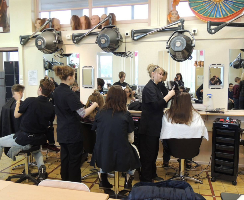 cours pratiques section coiffure